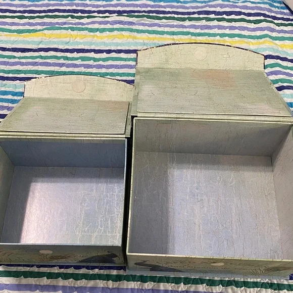 Set of 2 Nesting Peacock Decorative Storage Boxes - Picture 3 of 8